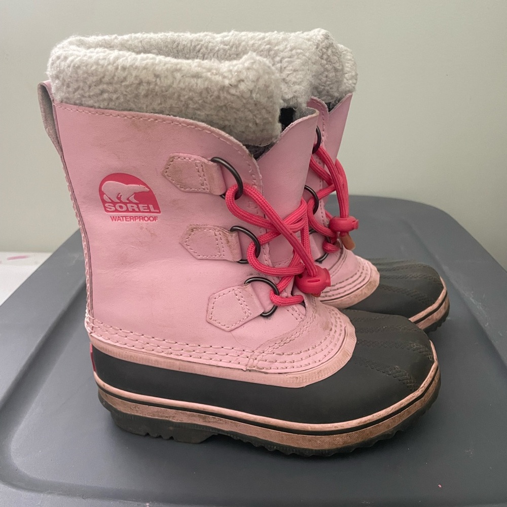 Sorel Black and Gray Winter Boots